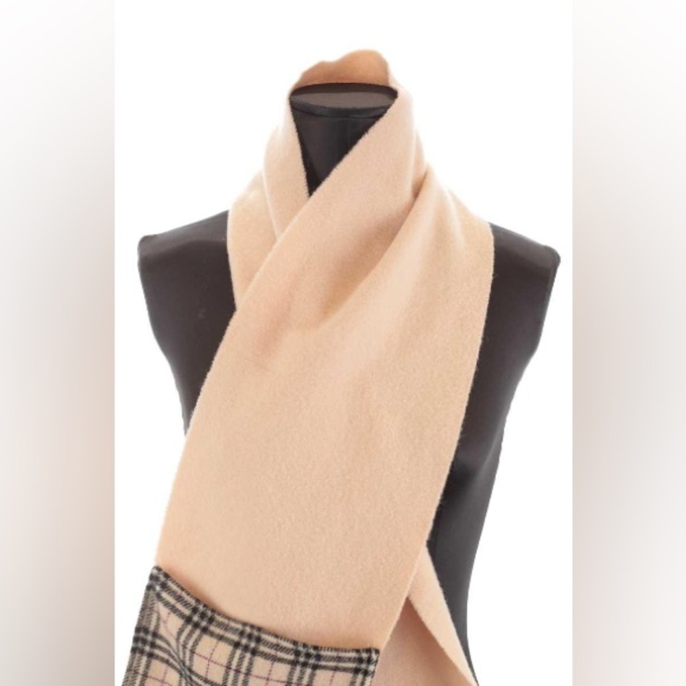 Burberry Kids Check Scarf in Beige and Black - Picture 8 of 9